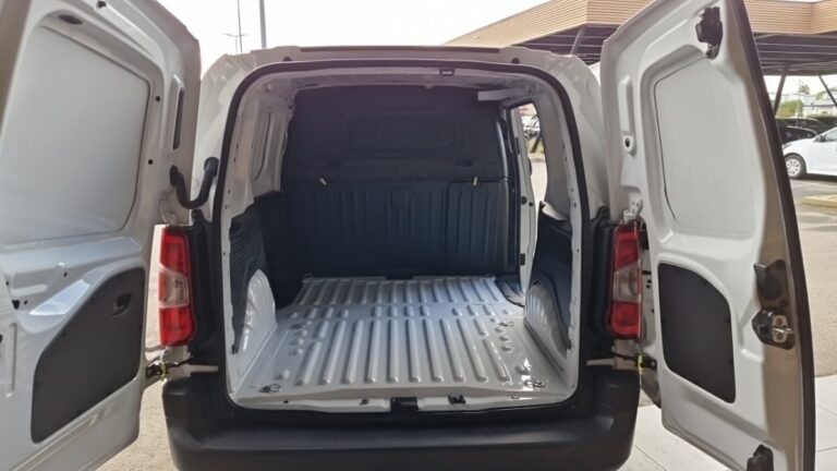 Citroën Berlingo VAN M 650 PURETECH 110 SS BVM6 - Image 10 (July 7, 2026)