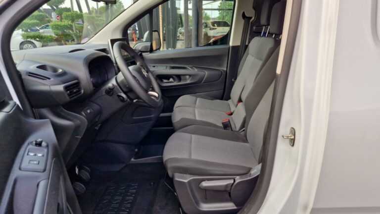 Citroën Berlingo VAN M 650 PURETECH 110 SS BVM6 - Image 14 (July 7, 2026)