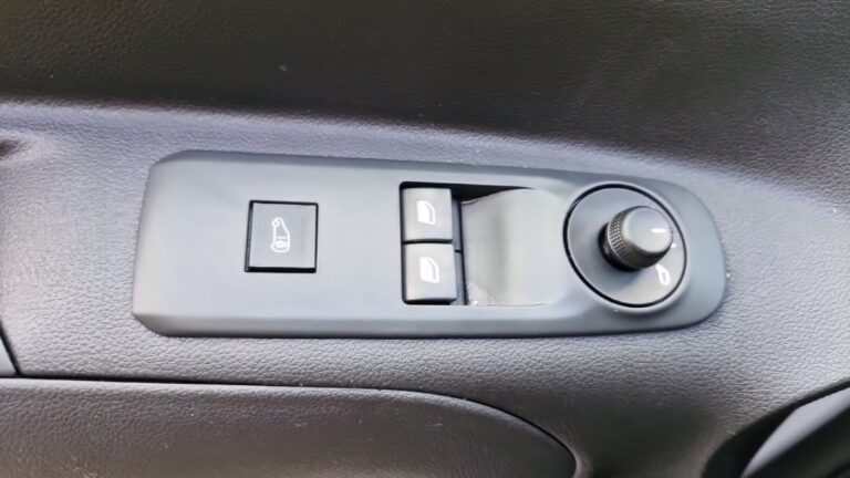 Citroën Berlingo VAN M 650 PURETECH 110 SS BVM6 - Image 15 (July 7, 2026)