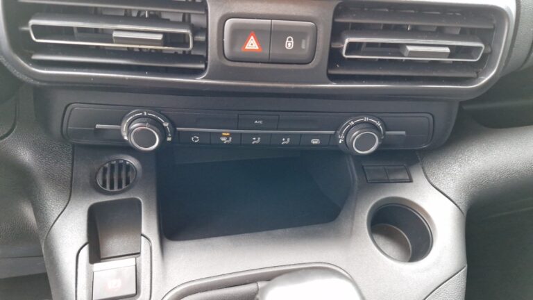 Citroën Berlingo VAN M 650 BLUEHDI 100 SS BVM6 DRIVER - Image 20 (July 7, 2026)