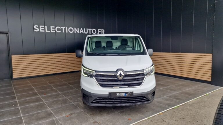Renault Trafic FOURGON 3000 kg blue dci 130 confort - Image 03 (July 7, 2026)