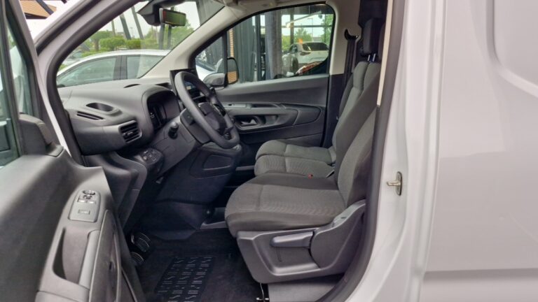 Citroën Berlingo Van XL 950KG BLUEHDI 100 SS BVM6 - Image 12 (July 7, 2026)