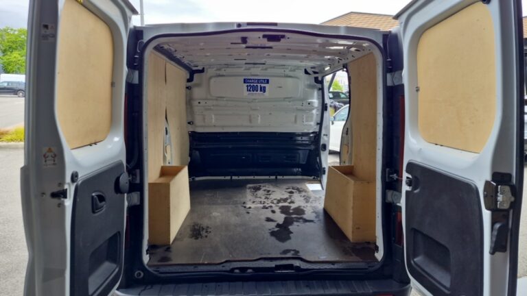 Renault Trafic FOURGON FG 3T advance Blue dCi 130 – 24 4 portes (avril 2024) (co2 179) - Image 10 (July 7, 2026)