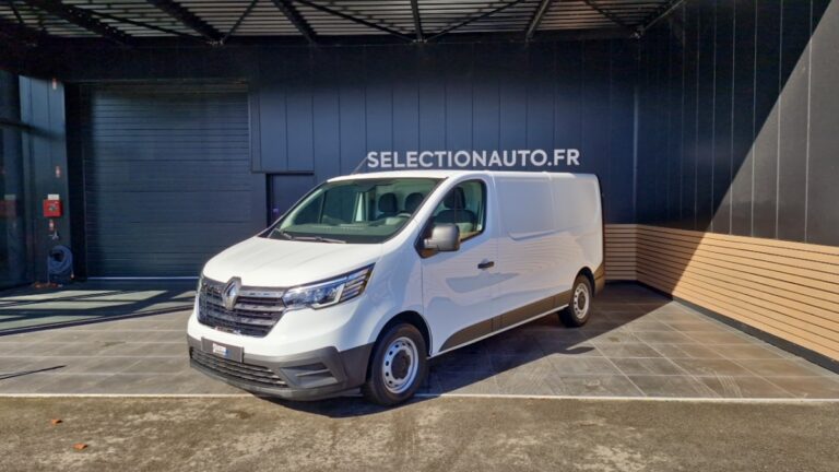 Renault Trafic FOURGON 3000 kg blue dci 130 confort - Image 01 (July 7, 2026)