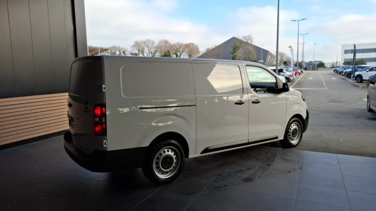 Fiat Scudo Taille XL BlueHDI 180 S&S EAT8 - Image 06 (July 7, 2026)