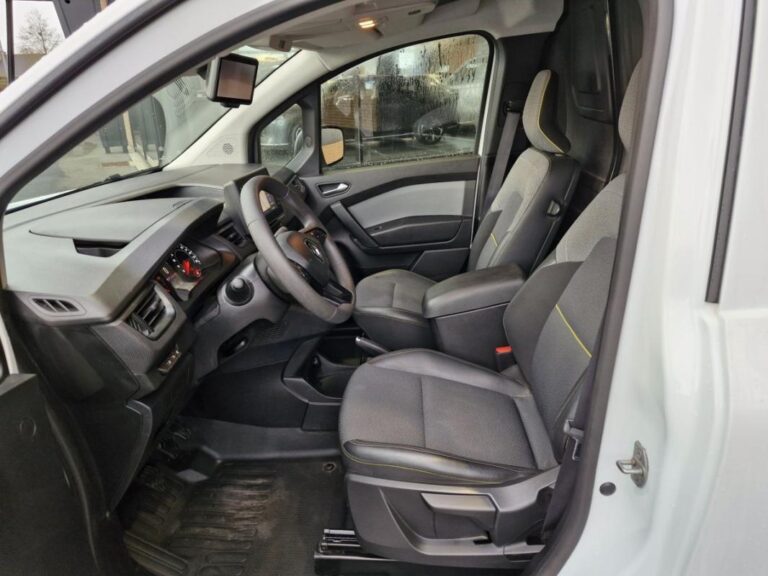 Renault Kangoo Van BLUE DCI 115 EXTRA - Image 11 (July 7, 2026)
