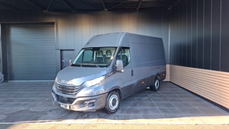 Iveco Daily 35S14 h2 2.3 Mjt 136 cv Boite Auto - Image 01 (July 7, 2026)