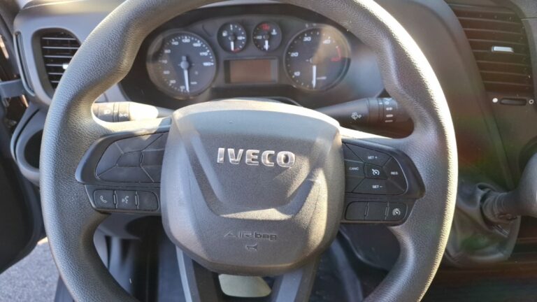 Iveco Daily 35S14 h2 2.3 Mjt 136 cv Boite Auto - Image 13 (July 7, 2026)