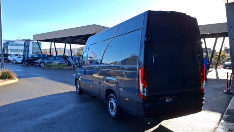 Iveco Daily 35S14 h2 2.3 Mjt 136 cv Boite Auto - Image 08 (July 7, 2026)
