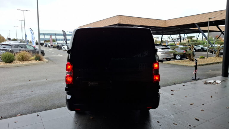 Fiat Scudo CABINE APPROFONDIE XL BlueHDI 180 S&S EAT8 - Image 07 (July 7, 2026)