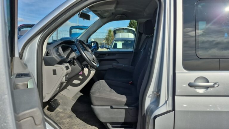 Volkswagen Caravelle 6.1 2.0 TDI 150 BMT LONGUE DSG7 CONFORTLINE - Image 11 (July 7, 2026)