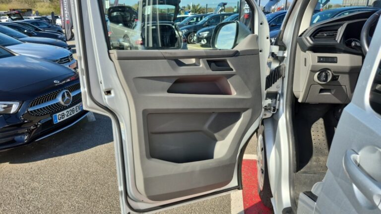 Volkswagen Caravelle 6.1 2.0 TDI 150 BMT LONGUE DSG7 CONFORTLINE - Image 18 (July 7, 2026)