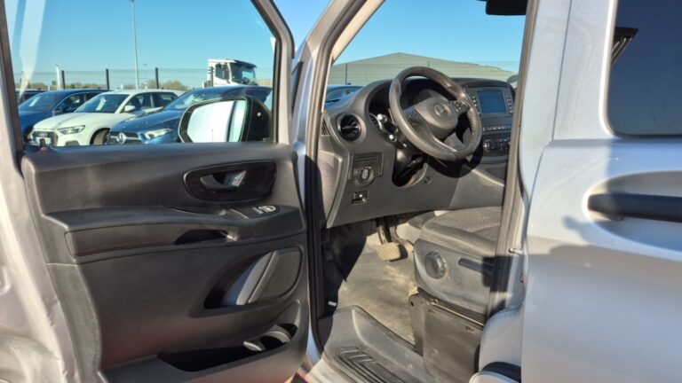Mercedes Vito mixto 119 CDI COMPACT BVA RWD PRO PRIX TTC AVEC TVA RECUPERABLE - Image 17 (July 7, 2026)