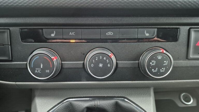 Volkswagen Transporter 2.0 TDI 150 BVM6 BUSINESS PRIX TTC AVEC TVA RECUPERABLE - Image 16 (July 7, 2026)