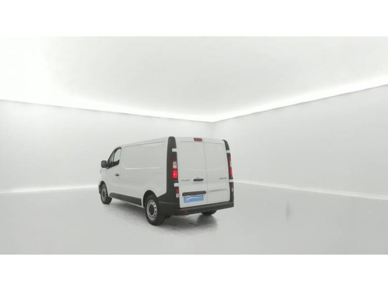 Renault Trafic FG BLUE DCI 130 3T GSR2 ADVANCE - Image 03 (July 7, 2026)