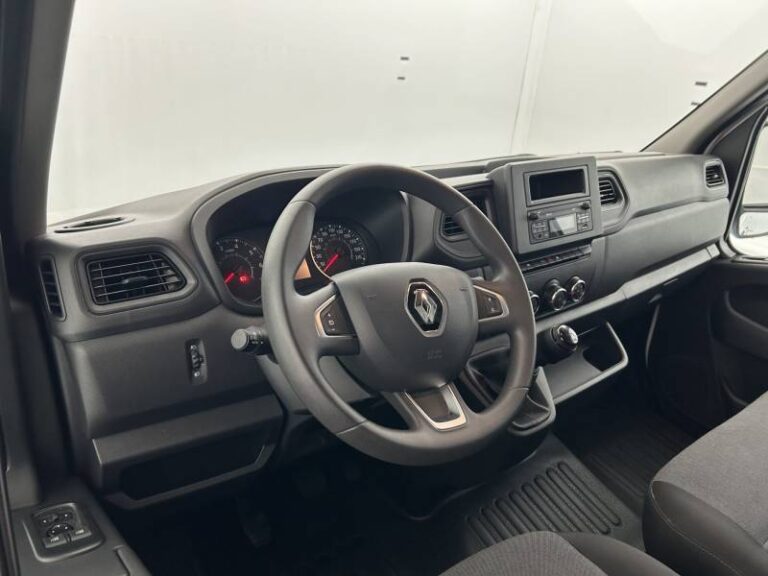 Renault Master FOURGON FGN TRAC F3500 BLUE DCI 135 CONFORT - Image 10 (July 7, 2026)