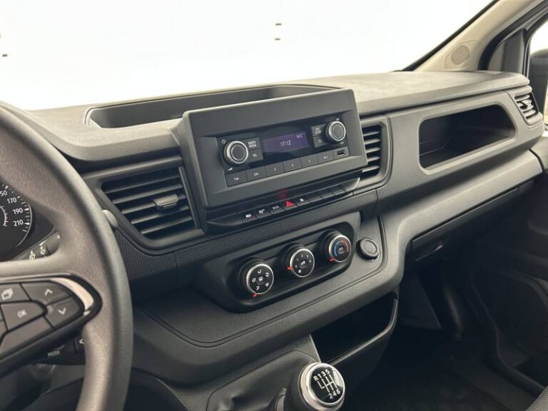 Renault Trafic FG BLUE DCI 130 3T GSR2 ADVANCE - Image 12 (July 7, 2026)