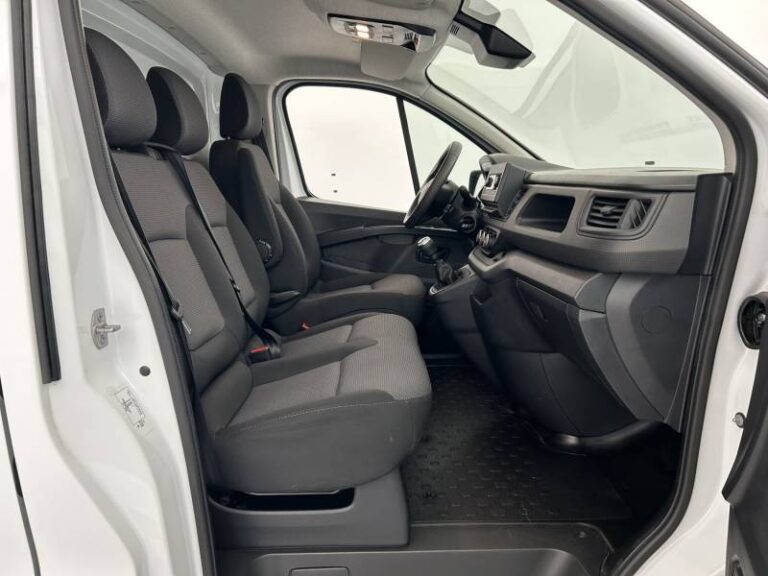 Renault Trafic FG BLUE DCI 130 3T GSR2 ADVANCE - Image 14 (July 7, 2026)