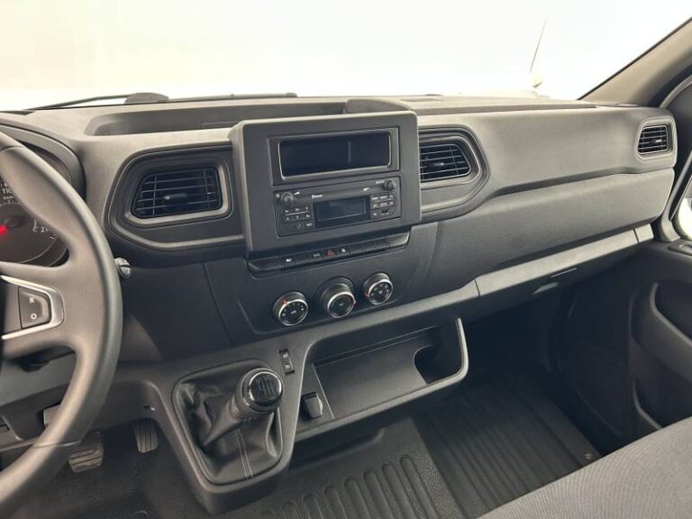 Renault Master FOURGON FGN TRAC F3500 BLUE DCI 135 CONFORT - Image 12 (July 7, 2026)