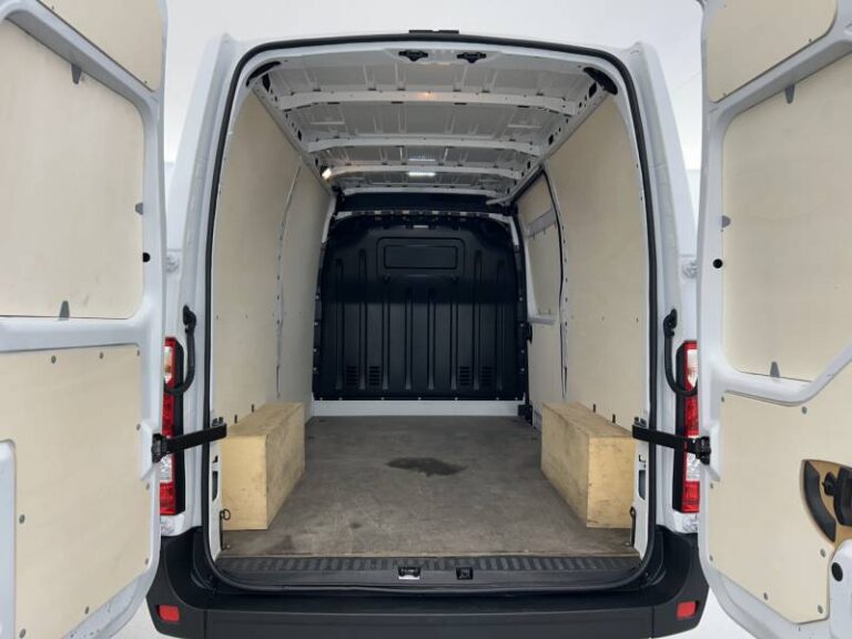 Renault Master FOURGON FGN TRAC F3500 BLUE DCI 135 CONFORT - Image 18 (July 7, 2026)