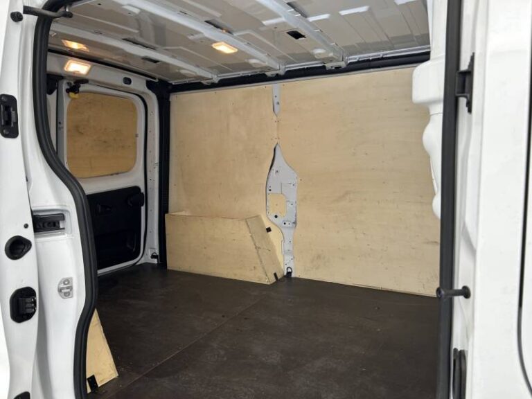 Renault Trafic FG BLUE DCI 130 3T GSR2 ADVANCE - Image 20 (July 7, 2026)