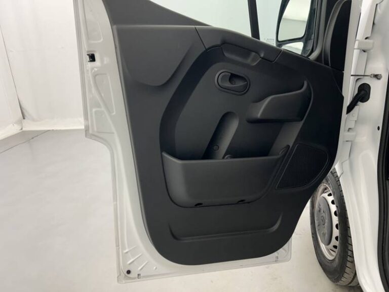Renault Master FOURGON FGN TRAC F3500 BLUE DCI 135 CONFORT - Image 11 (July 7, 2026)