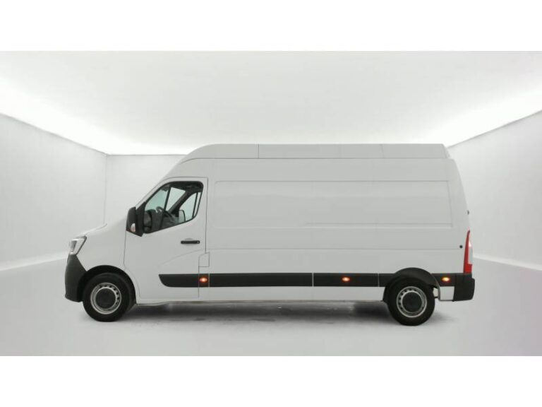 Renault Master FOURGON FGN TRAC F3500 BLUE DCI 135 CONFORT - Image 02 (July 7, 2026)