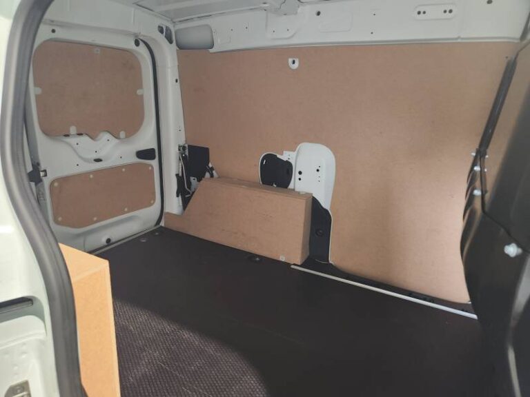 Renault Express (30) VAN BLUE DCI 75 – 22 ESSENTIEL - Image 10 (July 7, 2026)