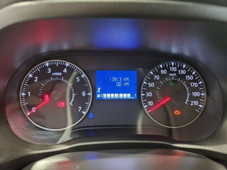 Renault Express (30) VAN BLUE DCI 75 – 22 ESSENTIEL - Image 09 (July 7, 2026)