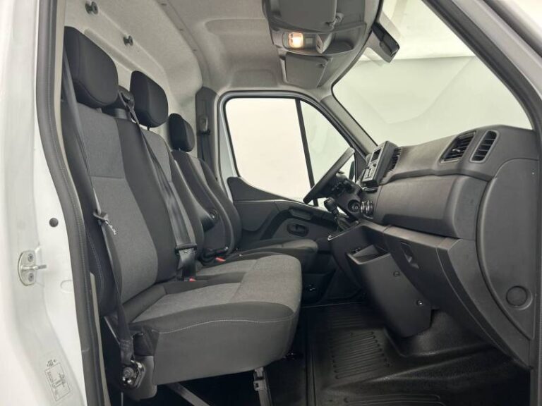 Renault Master FOURGON FGN TRAC F3500 BLUE DCI 135 CONFORT - Image 12 (July 7, 2026)