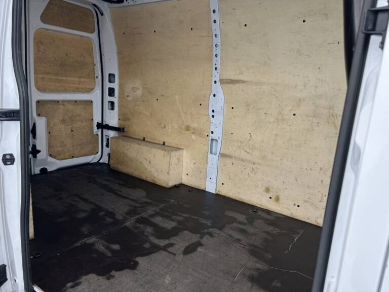 Renault Master FOURGON FGN TRAC F3500 BLUE DCI 135 CONFORT - Image 15 (July 7, 2026)