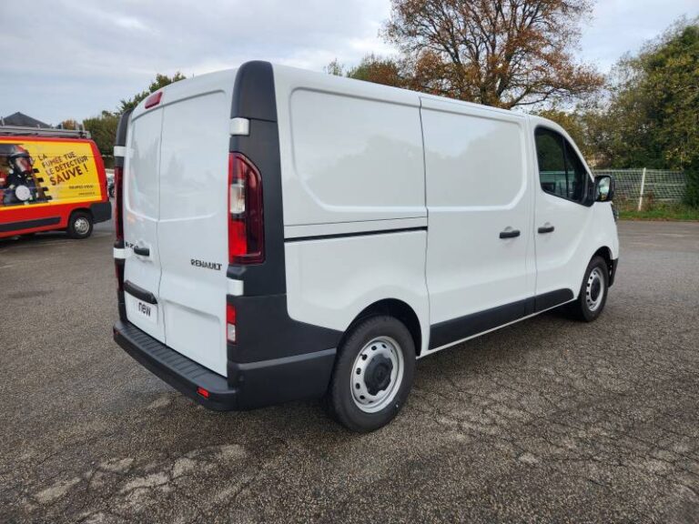 Renault Trafic FGN 2800 KG BLUE DCI 150 EDC GRAND CONFORT - Image 03 (July 7, 2026)