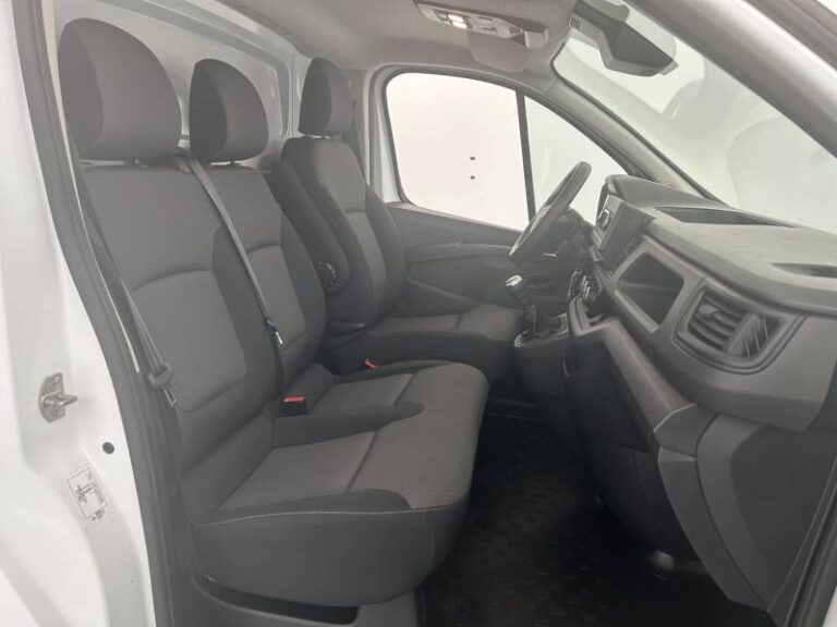 Renault Trafic FG BLUE DCI 130 3T GSR2 ADVANCE - Image 14 (July 7, 2026)
