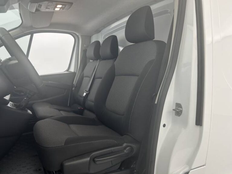 Renault Trafic FG BLUE DCI 130 3T GSR2 ADVANCE - Image 09 (July 7, 2026)