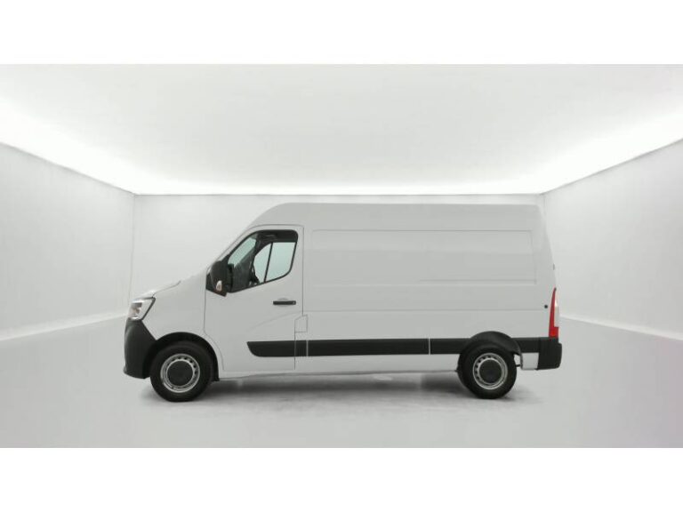 Renault Master FOURGON FGN TRAC F3500 BLUE DCI 135 CONFORT - Image 02 (July 7, 2026)
