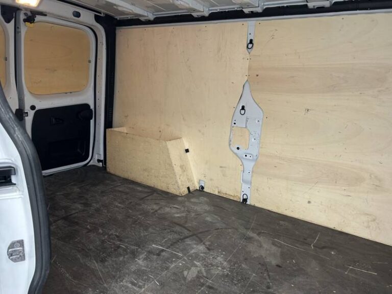 Renault Trafic FGN 3000 KG BLUE DCI 130 CONFORT - Image 16 (July 7, 2026)