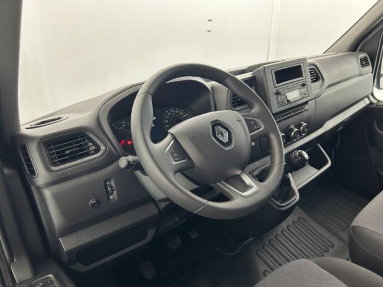 Renault Master FOURGON PHC TRAC F3500 BLUE DCI 145 EURO VI CONFORT - Image 10 (July 7, 2026)