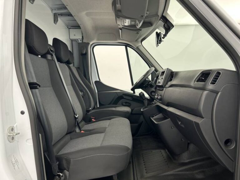 Renault Master FOURGON PHC TRAC F3500 BLUE DCI 145 EURO VI CONFORT - Image 14 (July 7, 2026)