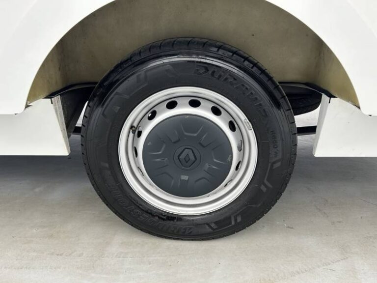 Renault Master FOURGON PHC TRAC F3500 BLUE DCI 145 EURO VI CONFORT - Image 19 (July 7, 2026)
