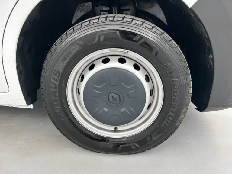 Renault Master FOURGON PHC TRAC F3500 BLUE DCI 145 EURO VI CONFORT - Image 20 (July 7, 2026)