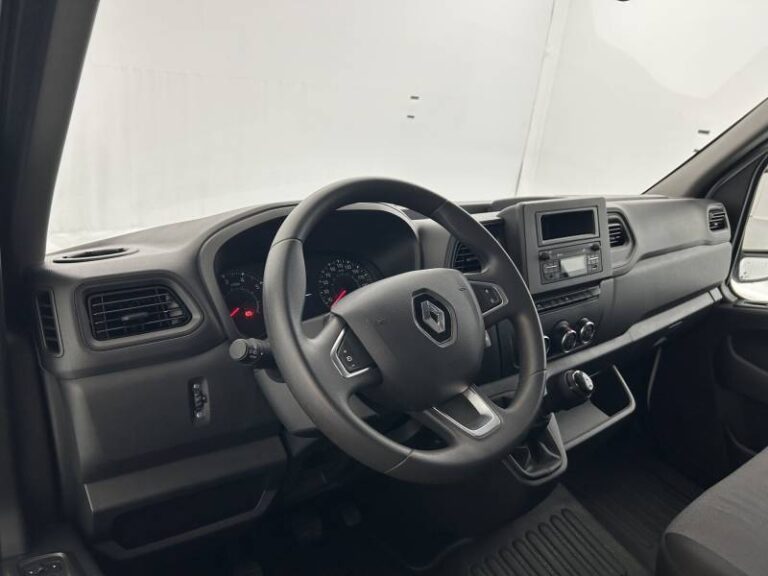Renault Master FOURGON FGN TRAC F3500 BLUE DCI 135 CONFORT - Image 10 (July 7, 2026)