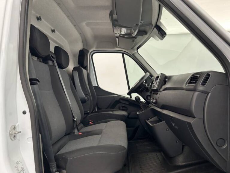 Renault Master FOURGON FGN TRAC F3500 BLUE DCI 135 CONFORT - Image 14 (July 7, 2026)