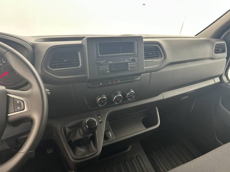 Renault Master FOURGON FGN TRAC F3500 BLUE DCI 135 CONFORT - Image 12 (July 7, 2026)