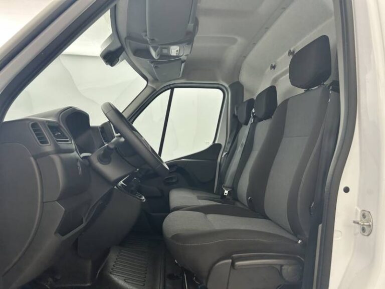 Renault Master FOURGON FGN TRAC F3500 BLUE DCI 135 CONFORT - Image 09 (July 7, 2026)