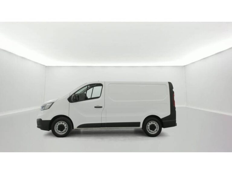 Renault Trafic FG BLUE DCI 130 3T GSR2 ADVANCE - Image 02 (July 7, 2026)