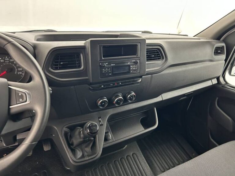 Renault Master FOURGON FGN TRAC F3500 BLUE DCI 135 CONFORT - Image 12 (July 7, 2026)