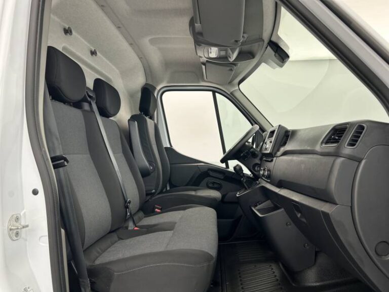 Renault Master FOURGON FGN TRAC F3500 BLUE DCI 135 CONFORT - Image 14 (July 7, 2026)