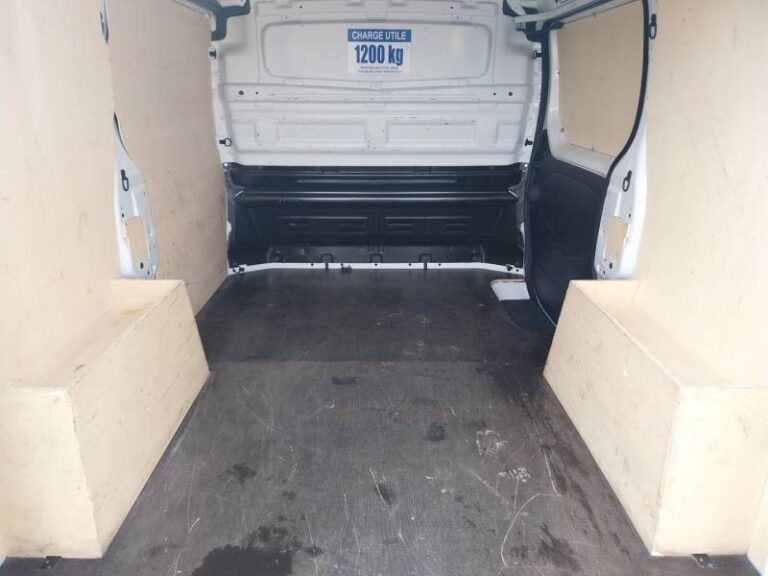 Renault Trafic FGN 3000 KG BLUE DCI 130 CONFORT - Image 18 (July 7, 2026)