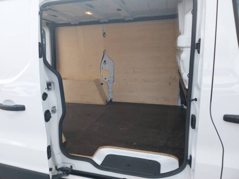 Renault Trafic FGN 3000 KG BLUE DCI 130 CONFORT - Image 19 (July 7, 2026)