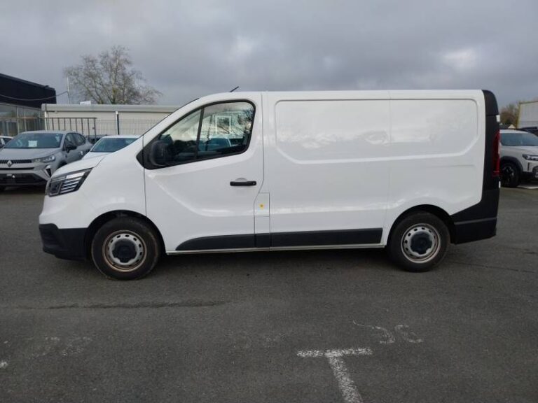 Renault Trafic FGN 3000 KG BLUE DCI 130 CONFORT - Image 02 (July 7, 2026)